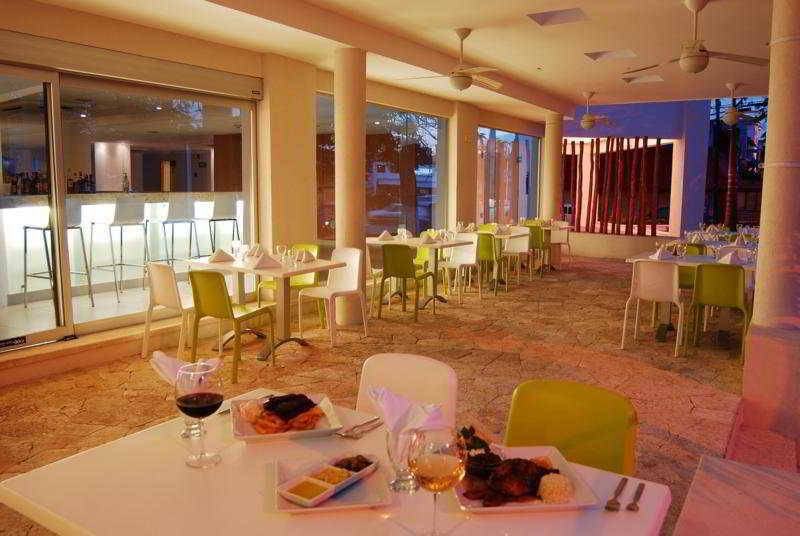 Hotel Adhara Express Cancún Restauracja zdjęcie